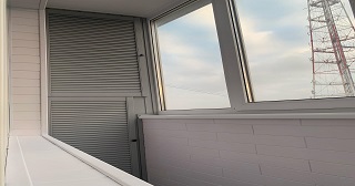 Холодное остекление балкона Новоуральск цена от 8270 руб. м/п. за 50 часов